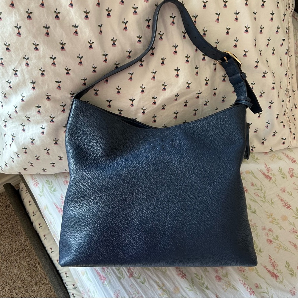 Tory Burch Thea Hobo Shoulder Bag - Picture 3 of 11